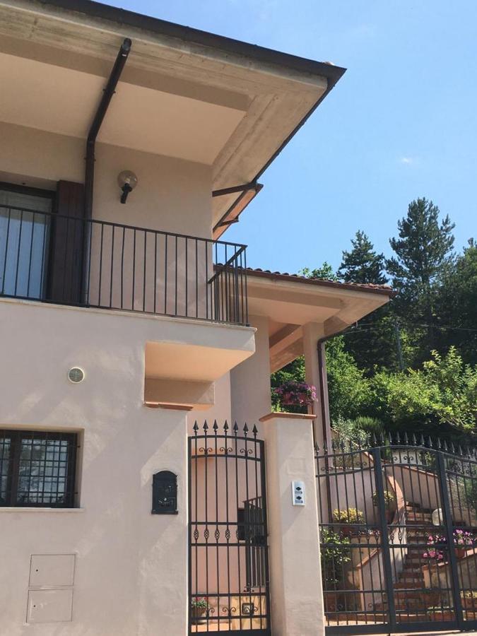 Villa Rosa Caporciano Exteriör bild