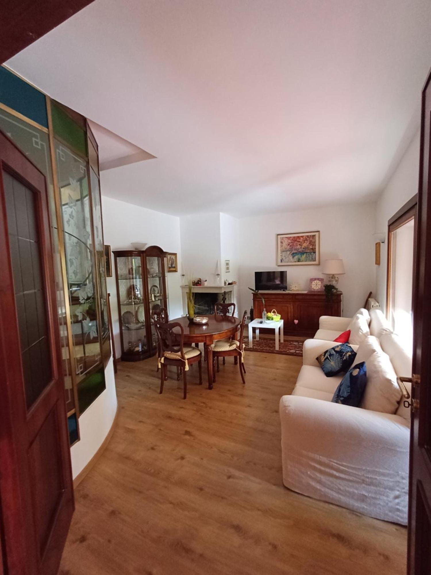 Villa Rosa Caporciano Exteriör bild
